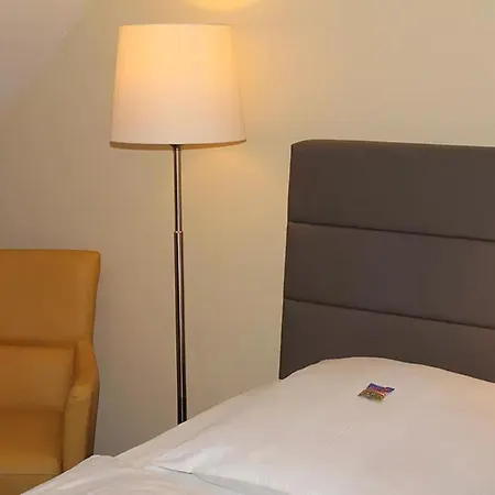 Maison d'hôtes La Maison City-messe-arena Boardinghouse - Kontaktloser Self Check-in 3*