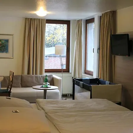 La Maison City-messe-arena Boardinghouse - Kontaktloser Self Check-in Penzion Kolín nad Rýnem
