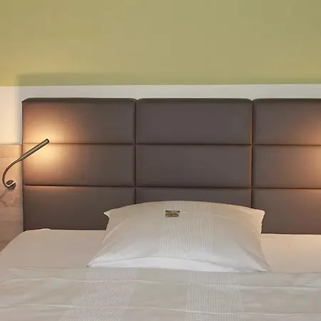 La Maison City-messe-arena Boardinghouse - Kontaktloser Self Check-in Pensjonat