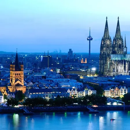 La Maison City-messe-arena Boardinghouse - Kontaktloser Self Check-in Köln